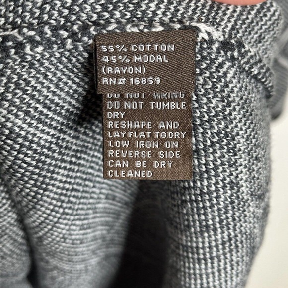 J McLaughlin Geometric 1/2 Zip Pullover Tunic Sweater Dark Gray Womens Small - Picture 7 of 8